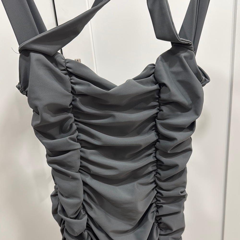 Stylish Gray Ruched Dress - Picture 5 of 7